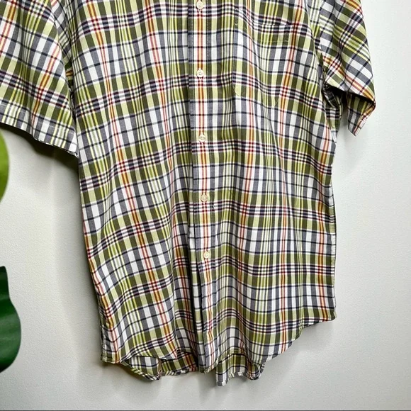 Brooks Brothers Green Plaid Short Sleeve Shirt - Picture 3 of 10